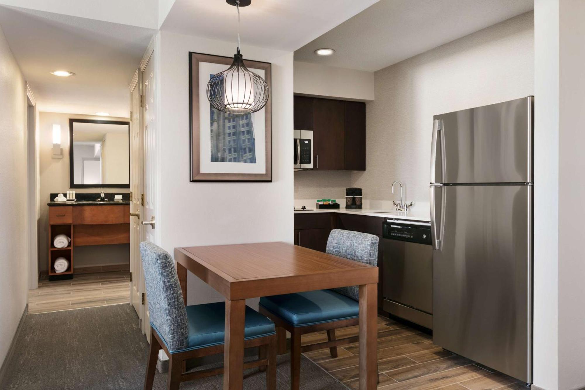 Homewood Suites By Hilton Greensboro Extérieur photo