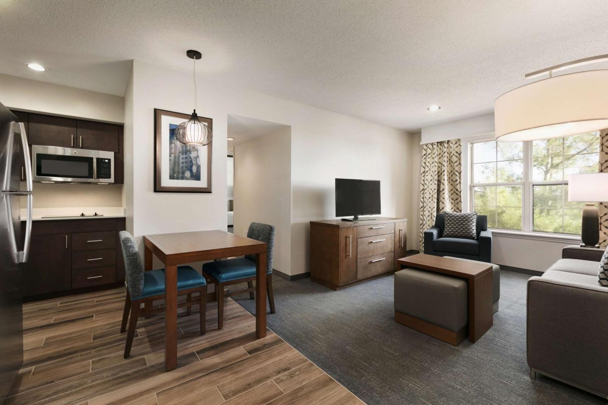 Homewood Suites By Hilton Greensboro Extérieur photo