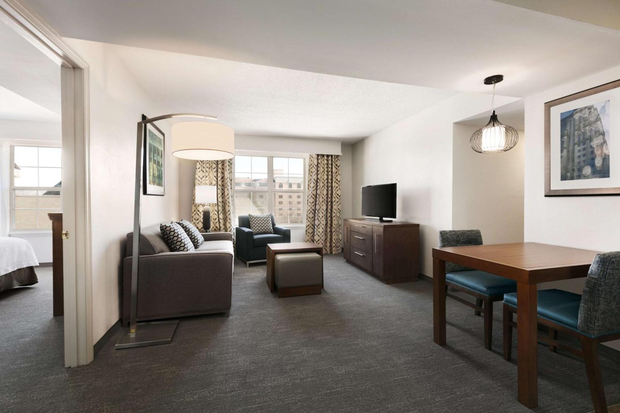 Homewood Suites By Hilton Greensboro Extérieur photo