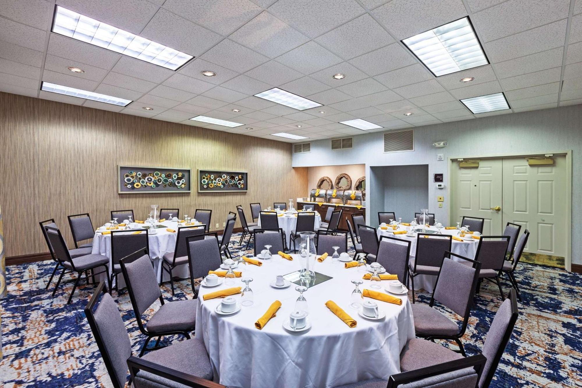 Homewood Suites By Hilton Greensboro Extérieur photo